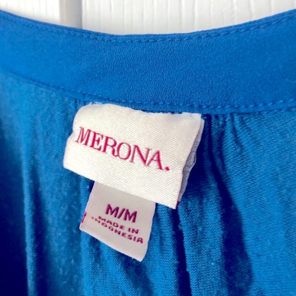 Merona Blue Sleeveless Blouse - Picture 4 of 4